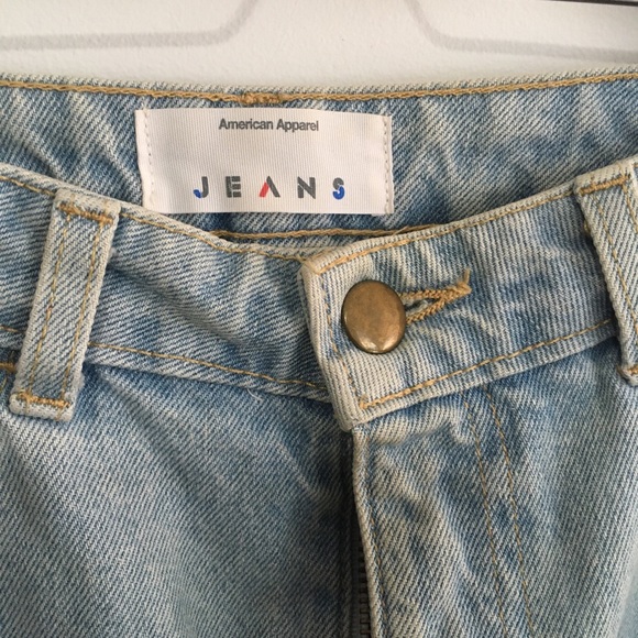 AMERICAN APPAREL light washed jeans skirt - Picture 3 of 3